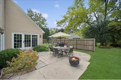 898 Bridlegate Lane, Northfield, IL 60093 - Photo 33