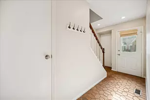 898 Bridlegate Ln, Northfield, IL 60093 - Photo 17