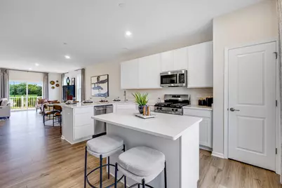 435 Red Oak Circle, Volo, IL 60020 - Photo 5