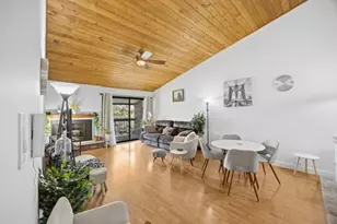 14517 Sussex Ct, Oak Forest, IL 60452 - Photo 5