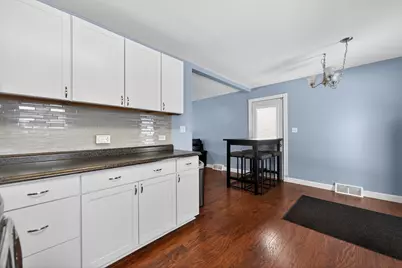 1306 N 1st Street, Dekalb, IL 60115 - Photo 11