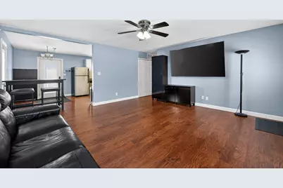 1306 N 1st Street, Dekalb, IL 60115 - Photo 7