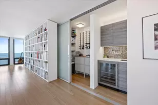 200 E Delaware Pl, Chicago, IL 60611 - Photo 15