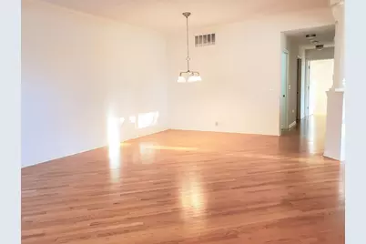 1914 Crenshaw Circle, Vernon Hills, IL 60061 - Photo 5