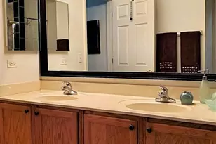 1914 Crenshaw Cir, Vernon Hills, IL 60061 - Photo 13