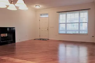 1914 Crenshaw Cir, Vernon Hills, IL 60061 - Photo 3