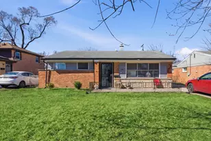 1424 Burnham Ave, Calumet City, IL 60409 - Photo 1
