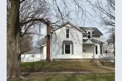359 W Orleans Street, Paxton, IL 60957 - Photo 3