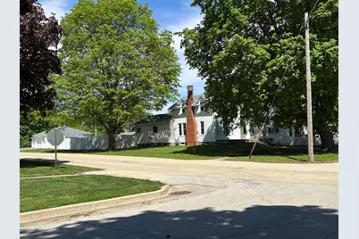 359 W Orleans Street, Paxton, IL 60957 - Photo 1