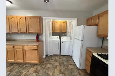 359 W Orleans Street, Paxton, IL 60957 - Photo 11