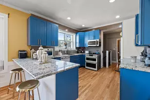 7937 S Luella Ave, Chicago, IL 60617 - Photo 7