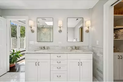 837 W Junior Terrace, Chicago, IL 60613 - Photo 29