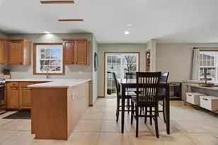 1019 Sawgrass Dr, Normal, IL 61761 - Photo 9