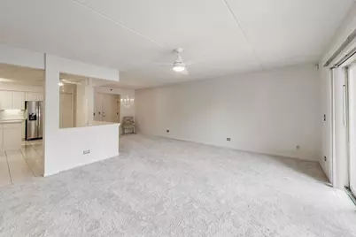 710 Creekside Drive #110A, Mount Prospect, IL 60056 - Photo 5