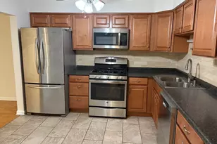 6800 N California Ave, Chicago, IL 60645 - Photo 5