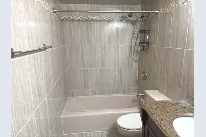 6800 N California Avenue #1N, Chicago, IL 60645 - Photo 7