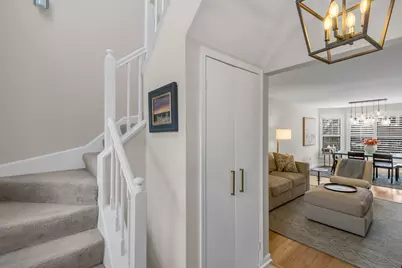 2828 Ashton Court, Westchester, IL 60154 - Photo 3