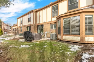 2828 Ashton Ct, Westchester, IL 60154 - Photo 21