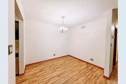 1501 N Milwaukee Avenue #3A, Libertyville, IL 60048 - Photo 3