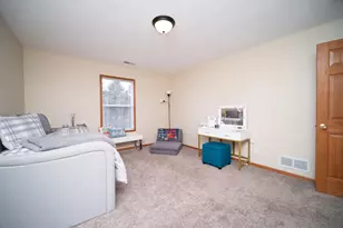 10178 Monarch Rd, Roscoe, IL 61073 - Photo 13