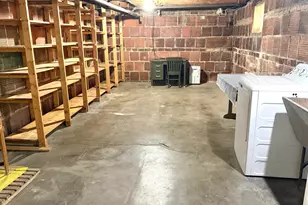 748 7th St, Lasalle, IL 61301 - Photo 21