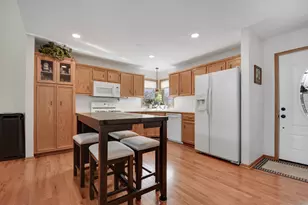 1229 Norley Ave, Joliet, IL 60435 - Photo 3