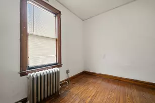 8659 S Kingston Ave, Chicago, IL 60617 - Photo 17