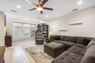 3035 N Racine Ave, Chicago, IL 60657 - Photo 17