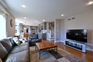 575 Montego Dr, Elk Grove Village, IL 60007 - Photo 13