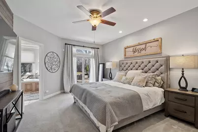 24963 N Abbey Glenn Drive, Hawthorn Woods, IL 60047 - Photo 21