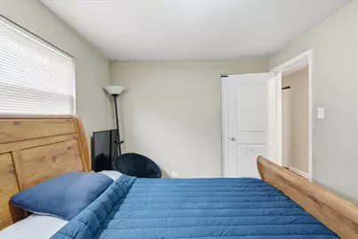 8219 S Wentworth Avenue, Chicago, IL 60620 - Photo 25