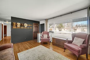 1930 Richard St, Aurora, IL 60506 - Photo 5