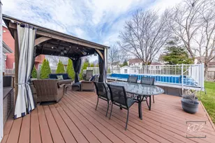 2478 Crystal Creek Ln, Elgin, IL 60124 - Photo 29