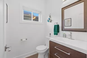 5539 W Drummond Pl, Chicago, IL 60639 - Photo 3