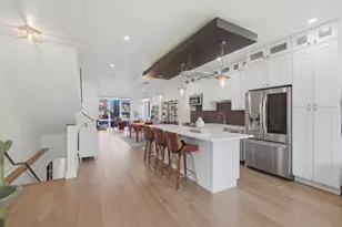 5539 W Drummond Pl, Chicago, IL 60639 - Photo 7