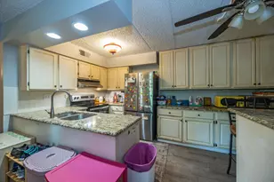 433 Cavalier Ct, West Dundee, IL 60118 - Photo 23