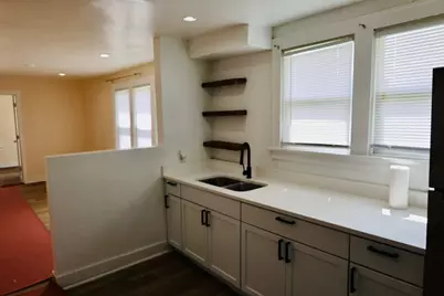 566 Ingraham Avenue, Calumet City, IL 60409 - Photo 7