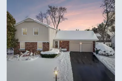 810 Silver Rock Lane, Buffalo Grove, IL 60089 - Photo 1