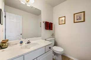 1326 Windsor Ct, Geneva, IL 60134 - Photo 11