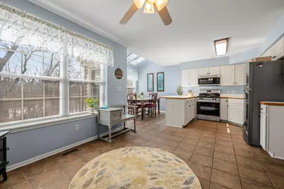 1326 Windsor Court, Geneva, IL 60134 - Photo 9