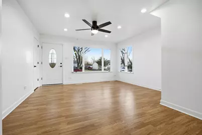 1648 Linden Avenue, Hanover Park, IL 60133 - Photo 7