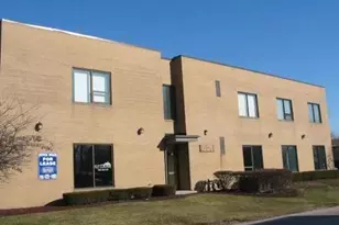 10125 S Roberts Rd, Palos Hills, IL 60465 - Photo 1