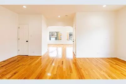 7601 S Rhodes Avenue, Chicago, IL 60619 - Photo 9