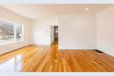 7601 S Rhodes Avenue, Chicago, IL 60619 - Photo 7