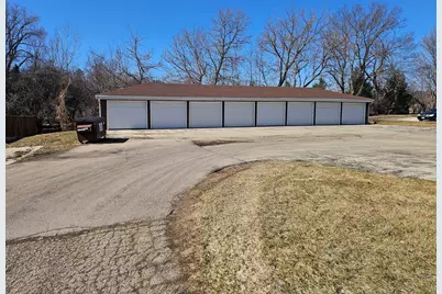 [Address not provided], Freeport, IL 61032 - Photo 3