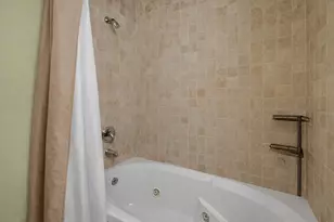 6401 S Greenwood Ave, Chicago, IL 60637 - Photo 15