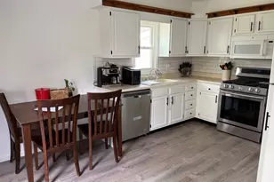 1408 Ridgeport Ave, Bloomington, IL 61704 - Photo 5