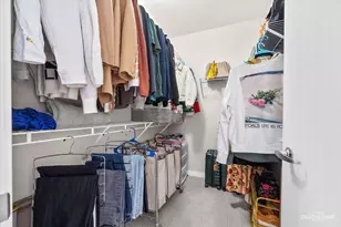 200 W Grand Ave, Chicago, IL 60654 - Photo 11