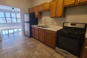 1407 E 69th Pl, Chicago, IL 60637 - Photo 3