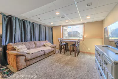 3049 Renard Lane, Saint Charles, IL 60175 - Photo 17